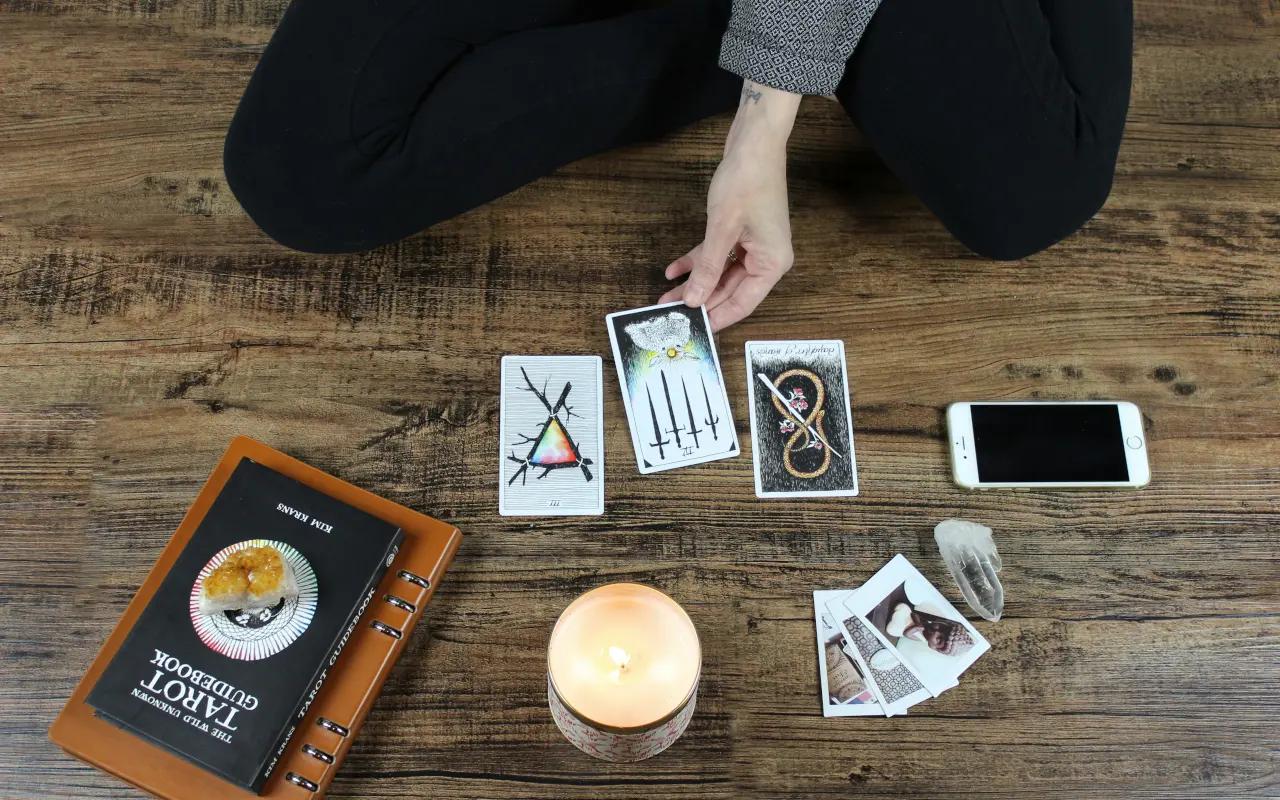 Get Accurate Tarot Card Readings for Free Online